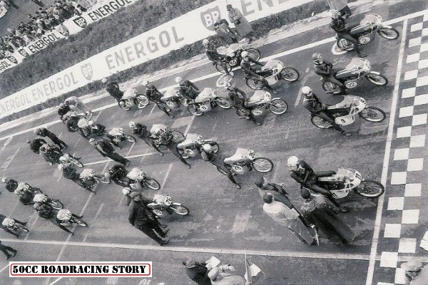 Pre start at Clermont-Ferrand.