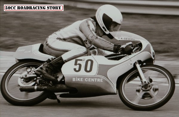 Dutchman Anton Gevers racing his Bakker Kreidler in a national race.