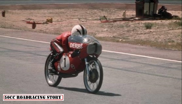 As we remember Nieto on the Derbi, flat out! 